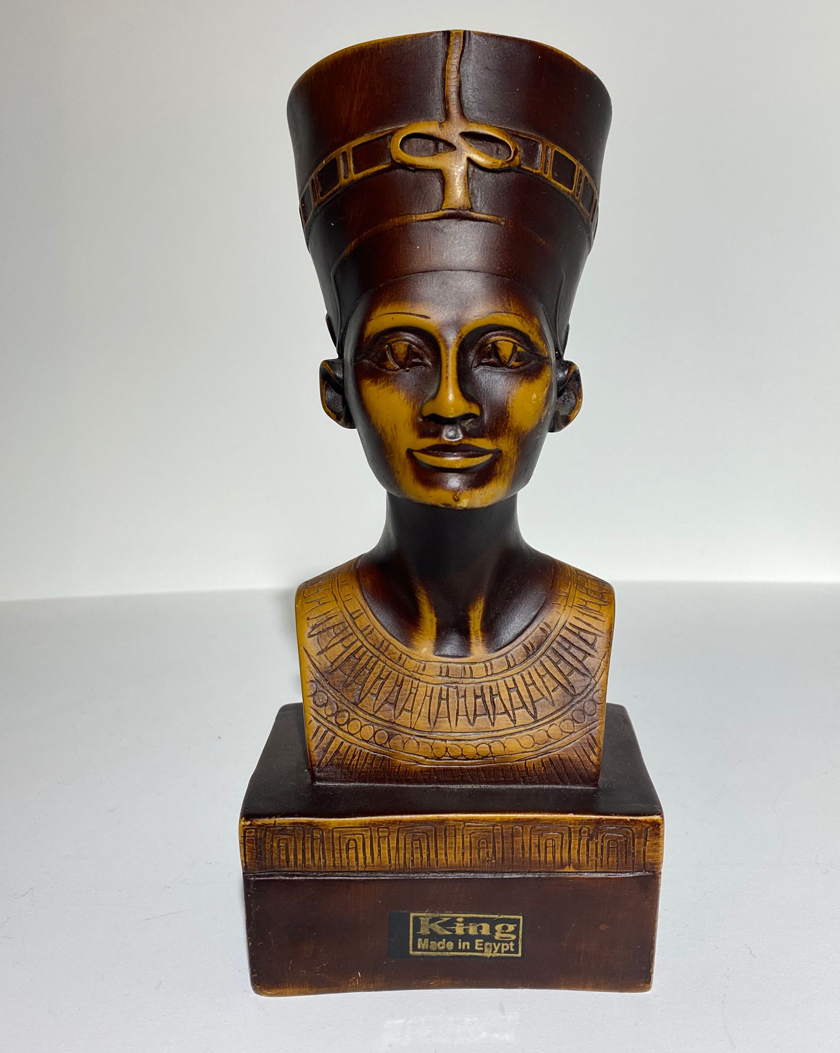 تمثال ملك مصري 